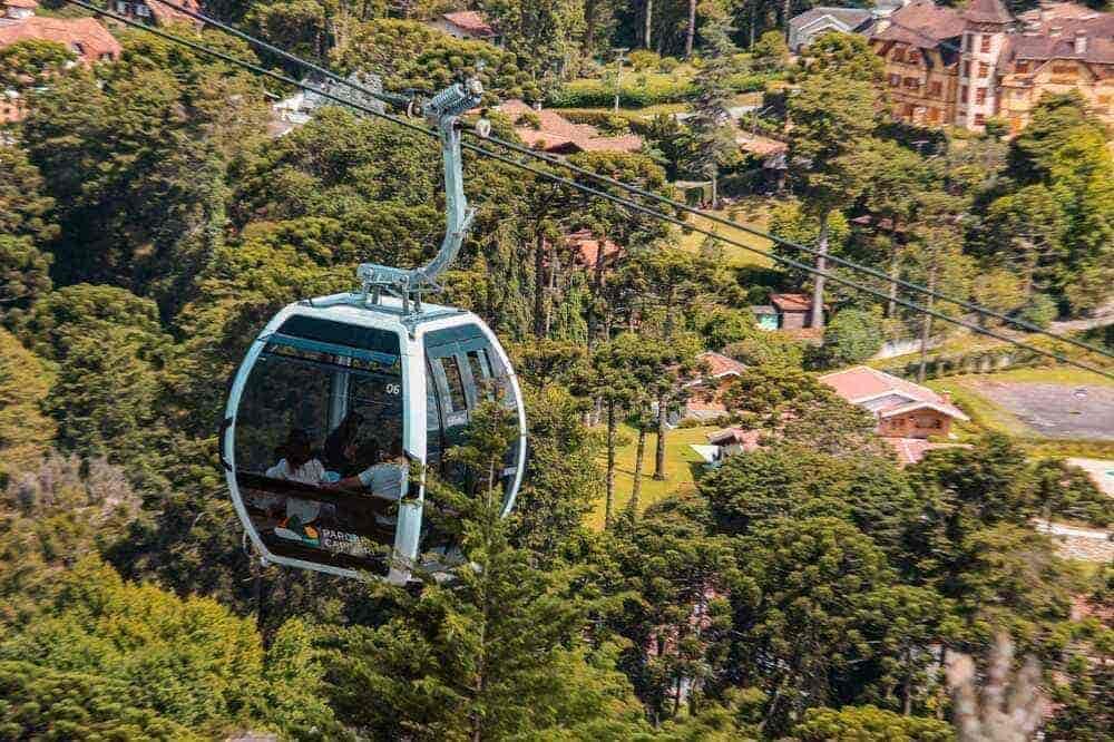 Campos do Jordão: O Guia Completo para uma Troca de Temporada Inesquecível