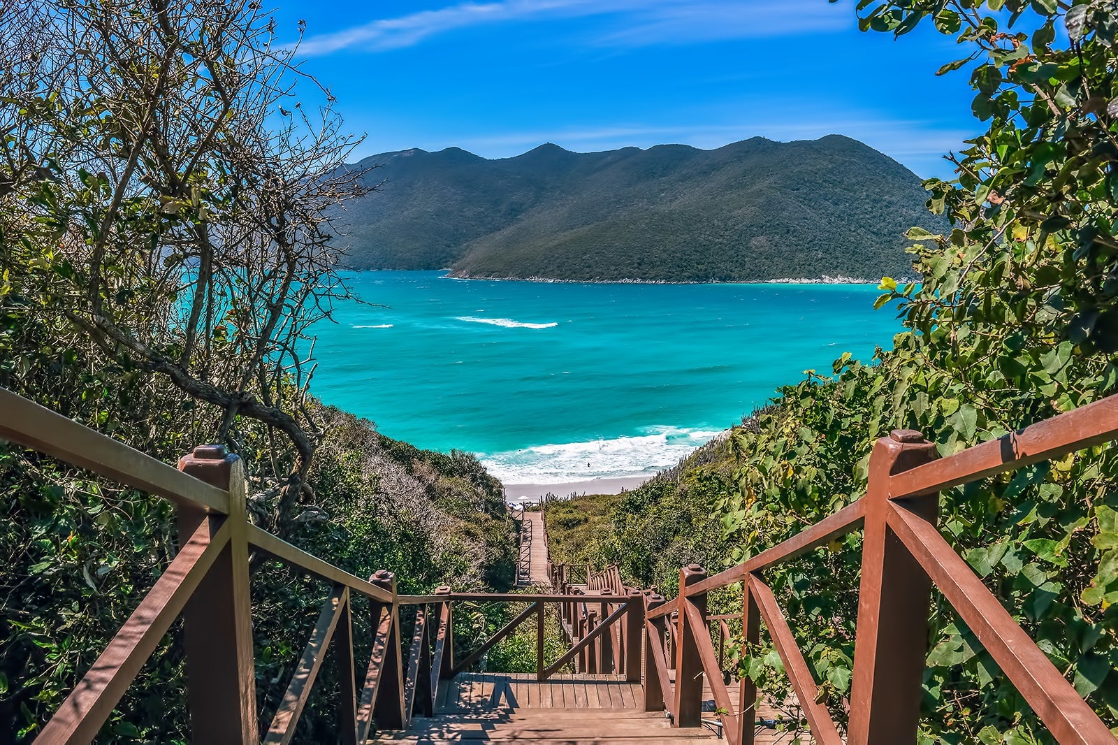 Troca de temporada em Arraial do Cabo: O Caribe Brasileiro ao seu alcance