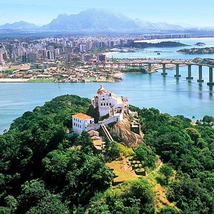Troca de temporada em Vitória: o guia completo da ilha do mel e da moqueca