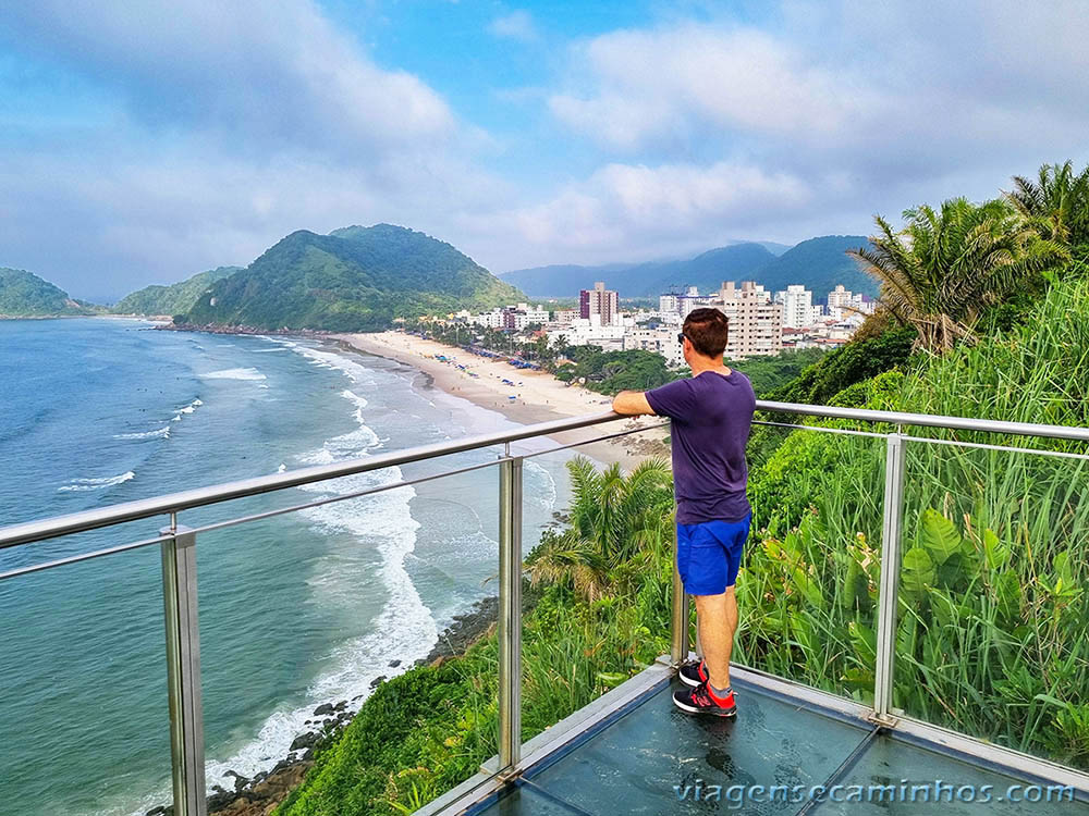 Troca de temporada no Guarujá: praias, gastronomia e cultura caiçara